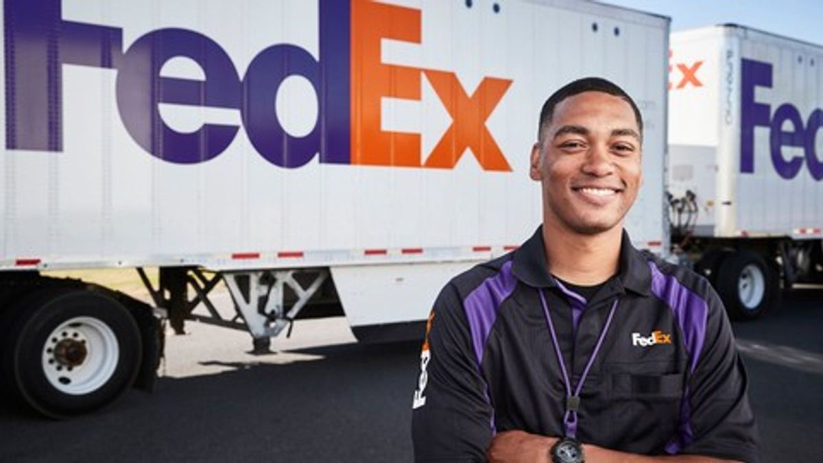 fedex 11.jpeg