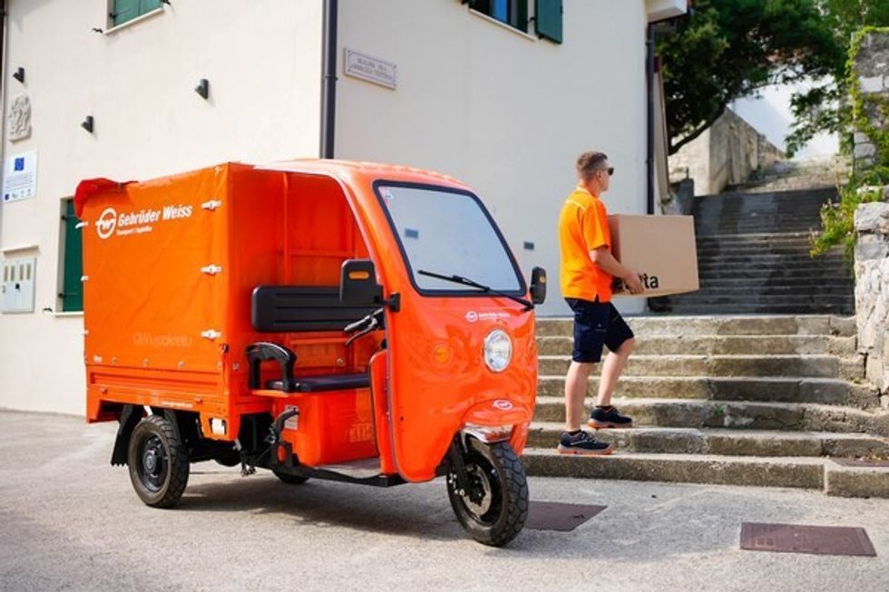 Gebrüder Weiss now uses eco-friendly electric tricycles to provide delivery services 