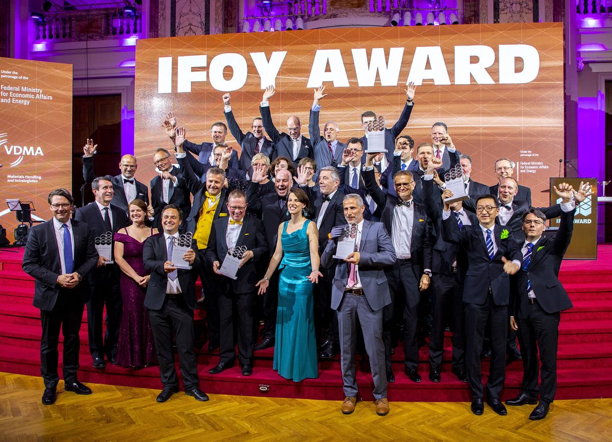 Raymond Wins 2019 International Intralogistics Forklift of the Year Award