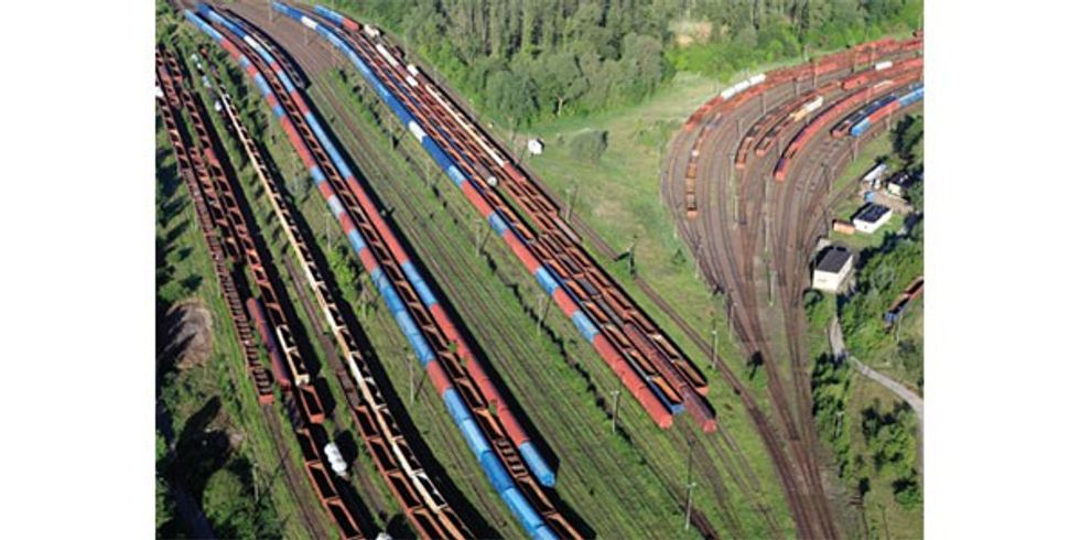 Consumer packaged goods giants launch collaborative rail intermodal service in Europe