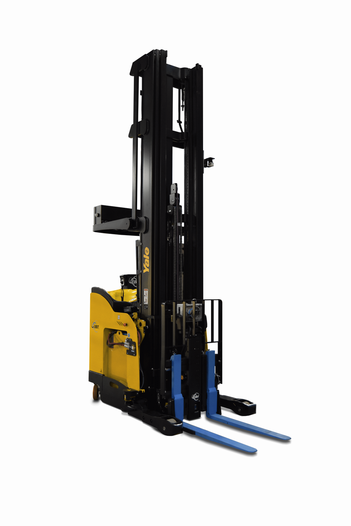 Yale Debuts Industry-First Dual-Mode Pantograph Robotic Reach Truck at ProMat 2019