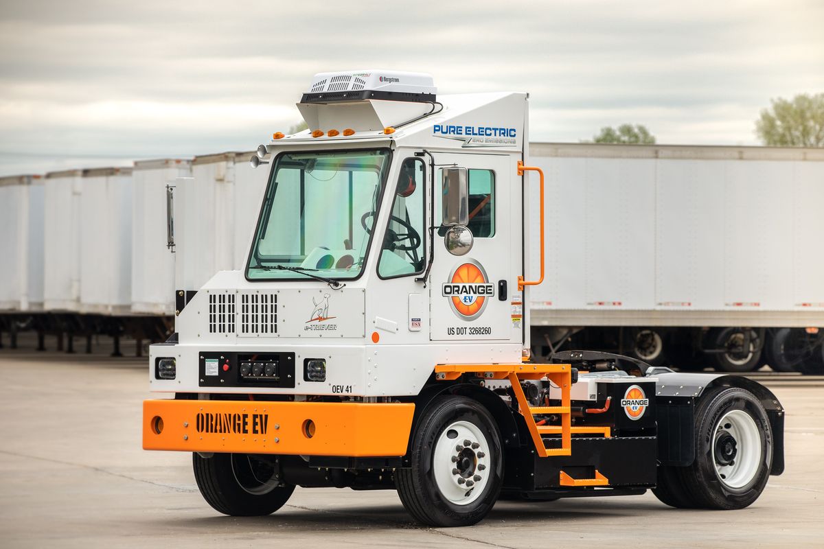 Orange EV e-TRIEVER Yard Truck 7-22 (1).jpg